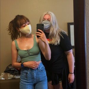 Meet your Posher, Lauren